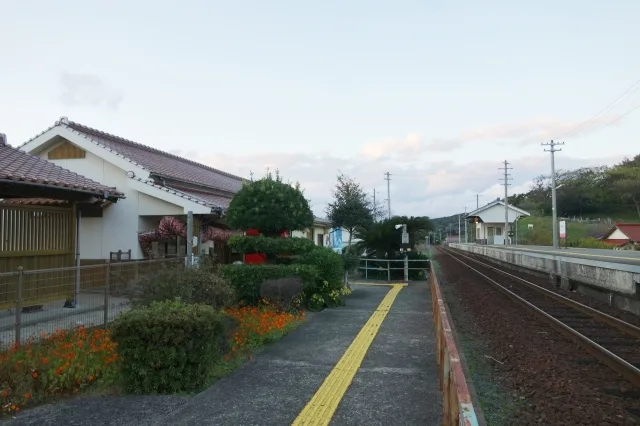 波子駅(JR山陰本線) | 駅ラブ ～鉄道駅舎・ホームの画像紹介サイト～