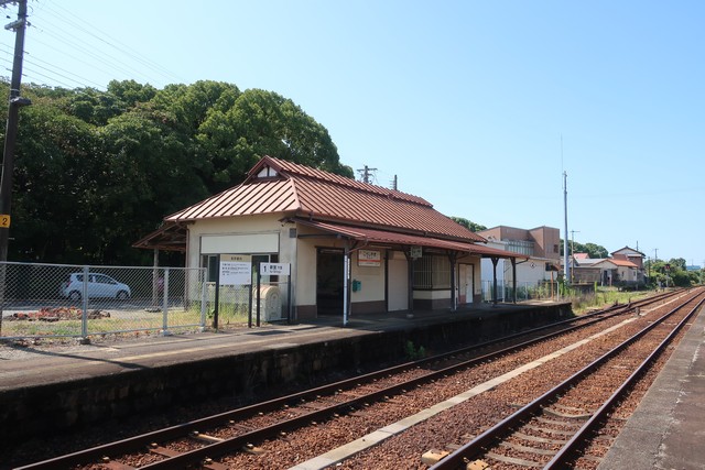 神志山駅