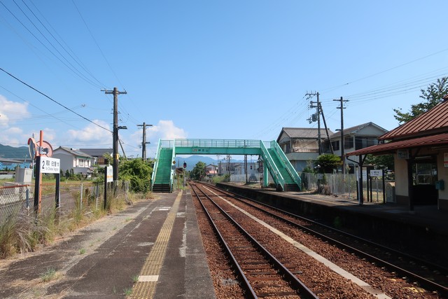 神志山駅