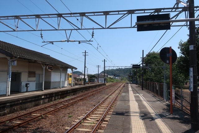 下里駅