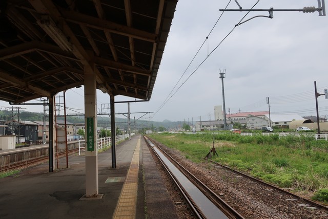越後滝谷駅 ホーム