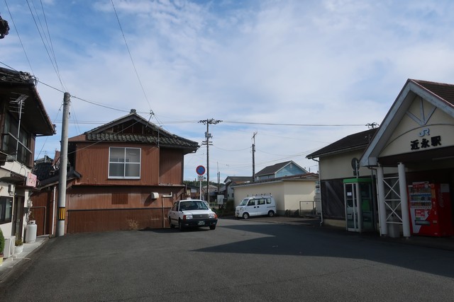 近永駅 駅前