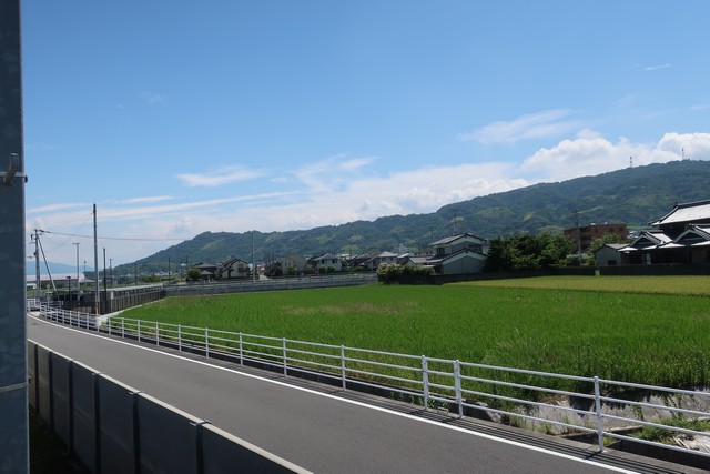 南伊予駅 ホーム