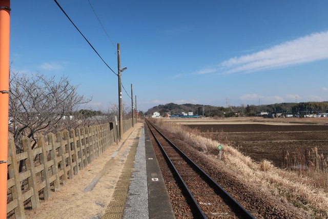 東清川駅 ホーム