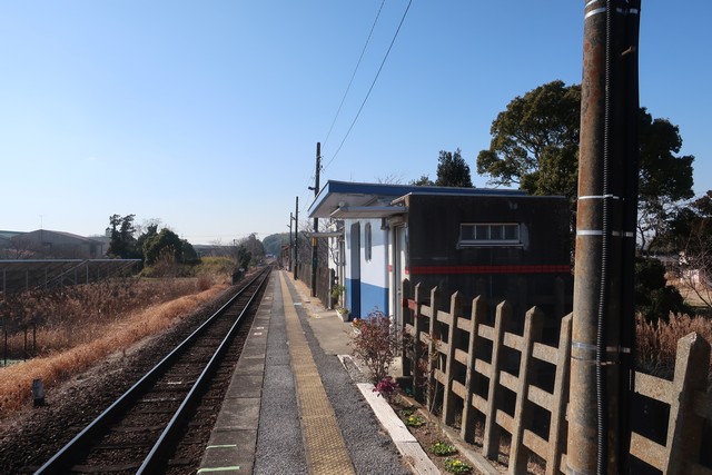 東清川駅 ホーム