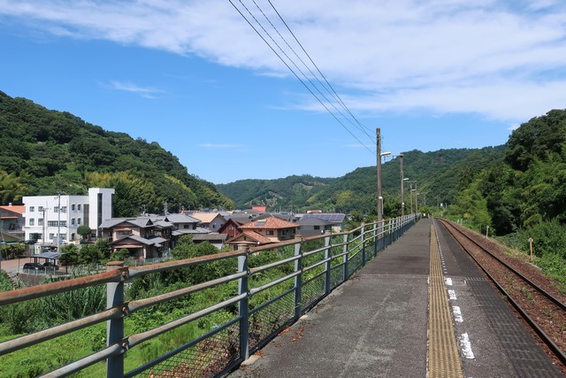 伊予大平駅 ホーム