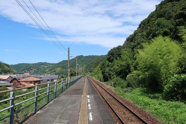 伊予大平駅 ホーム