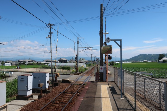 伊予横田駅 ホーム