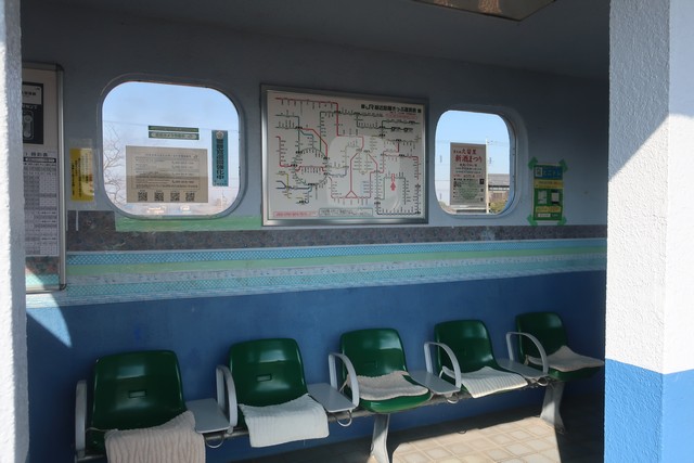 東清川駅 ホーム