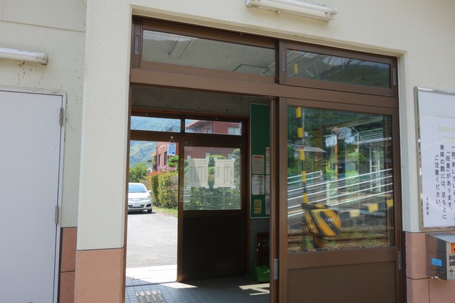 甲斐大島駅 改札口