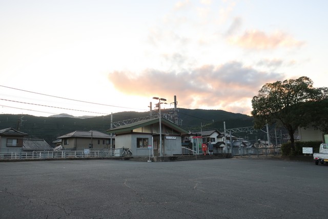 十島駅 駅前