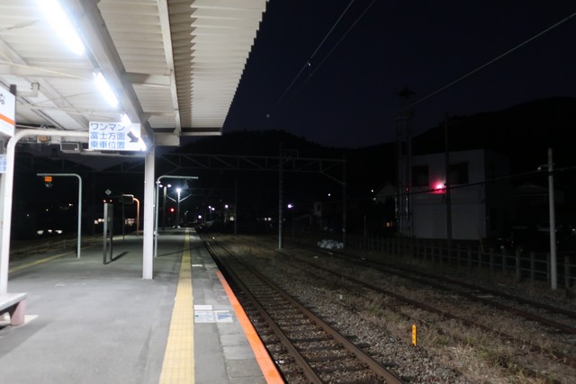内船駅 ホーム