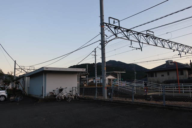 十島駅 駅前