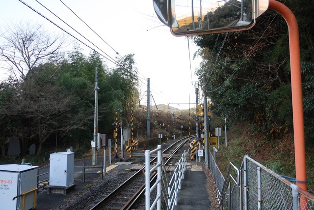沼久保駅 ホーム