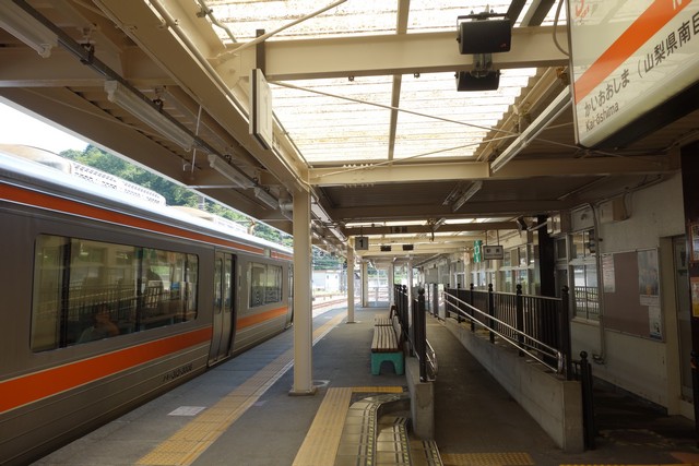 身延駅 ホーム