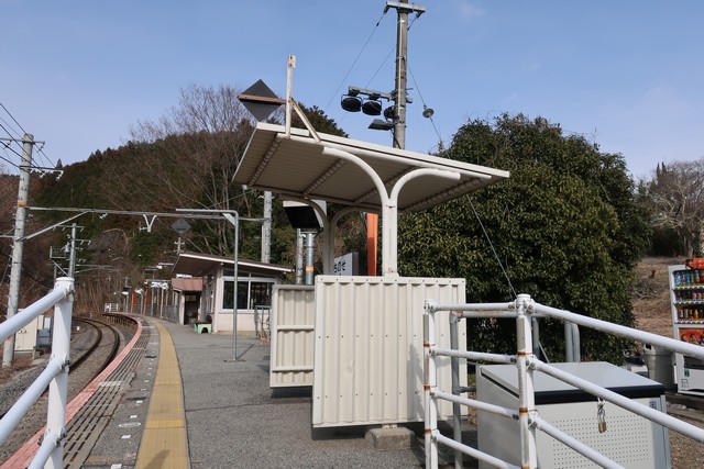 市ノ瀬駅 ホーム