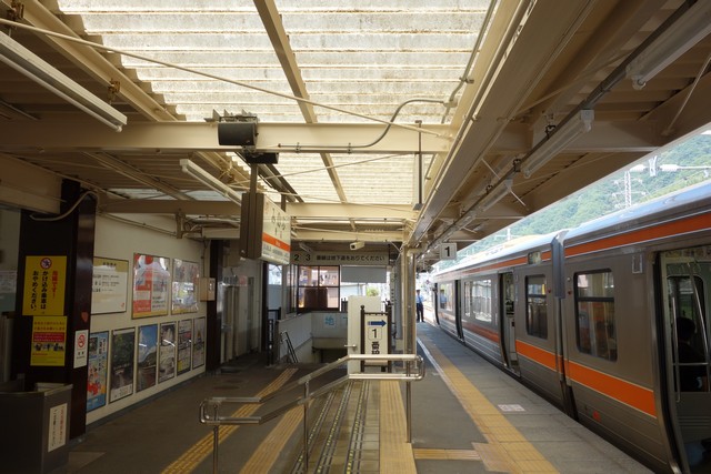 身延駅 ホーム