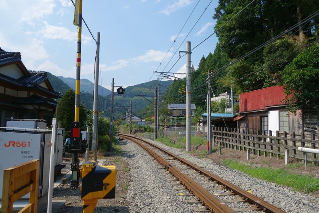 稲子駅 駅前
