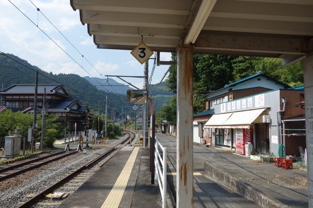 稲子駅 ホーム