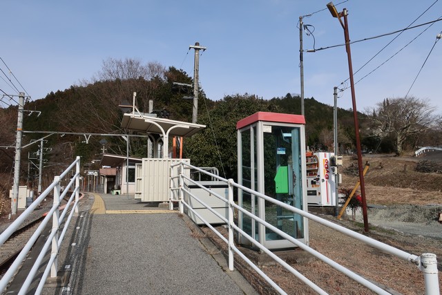 市ノ瀬駅 ホーム