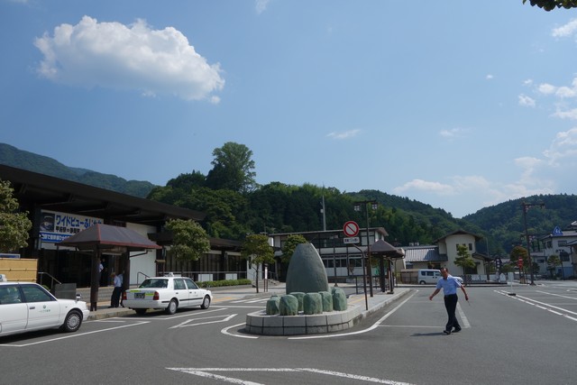 身延駅 駅前