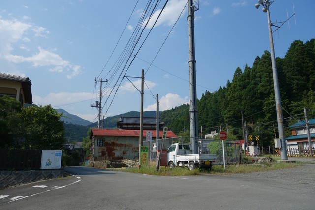 稲子駅 駅前
