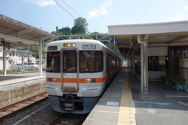身延駅 ホーム