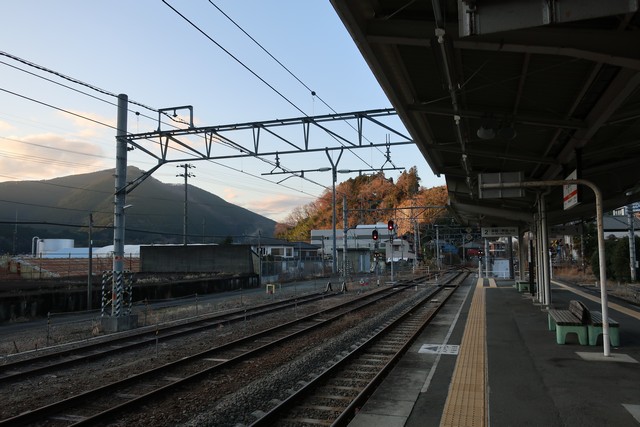 芝川駅 ホーム