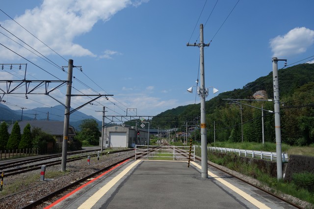 甲斐大島駅 ホーム
