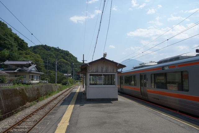 甲斐大島駅 ホーム
