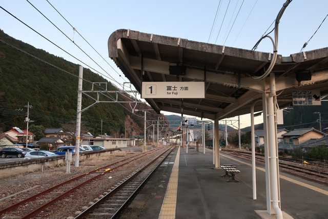 十島駅 ホーム