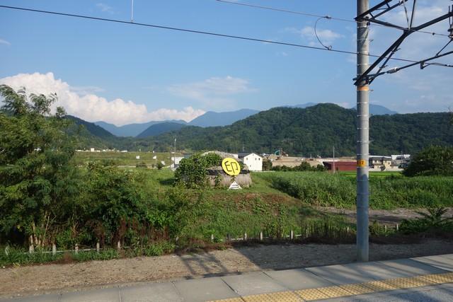 甲斐岩間駅 ホーム