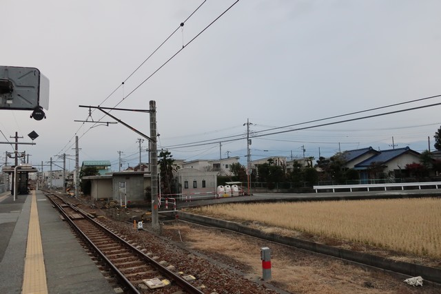 常永駅 ホーム