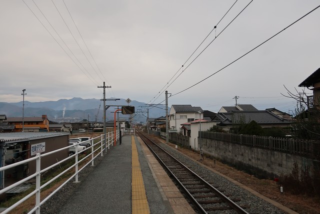 小井川駅 ホーム