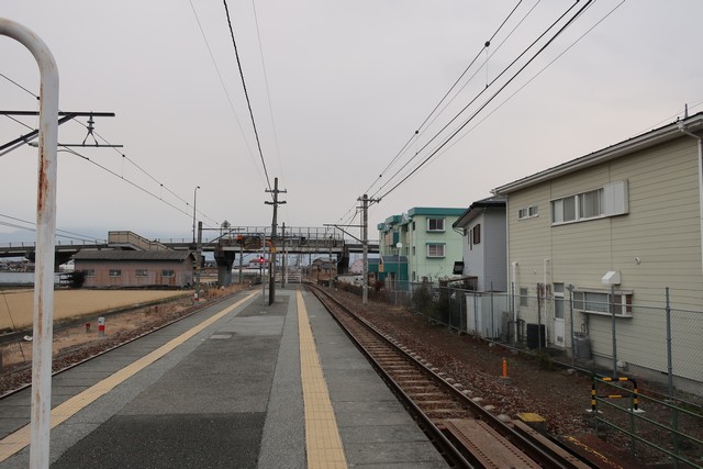 常永駅 ホーム