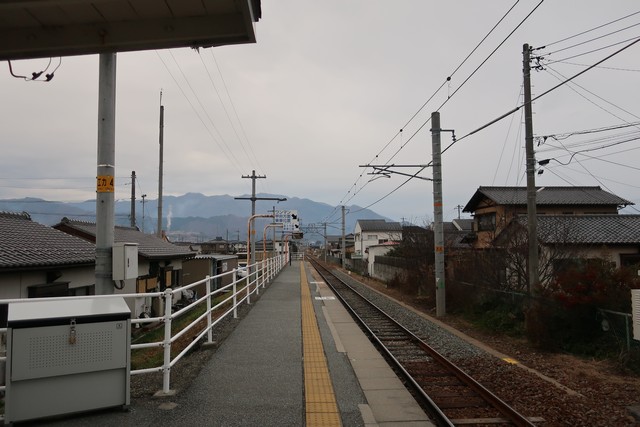 小井川駅 ホーム