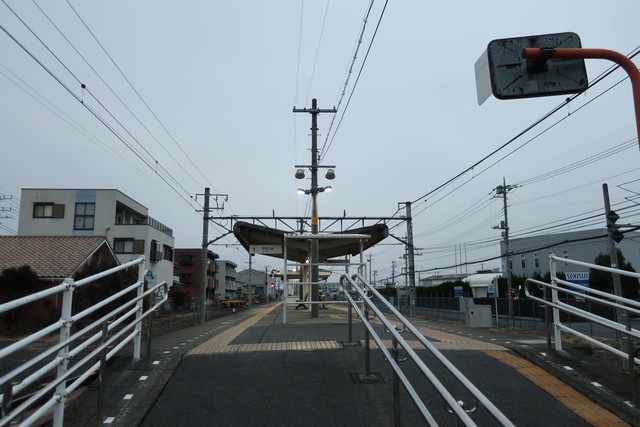 国母駅 ホーム