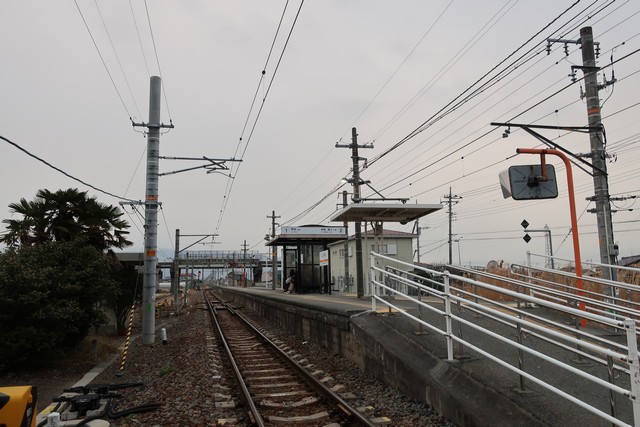 常永駅 ホーム