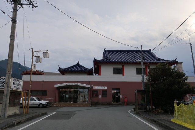 市川大門駅 駅舎
