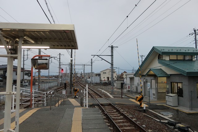 常永駅 ホーム