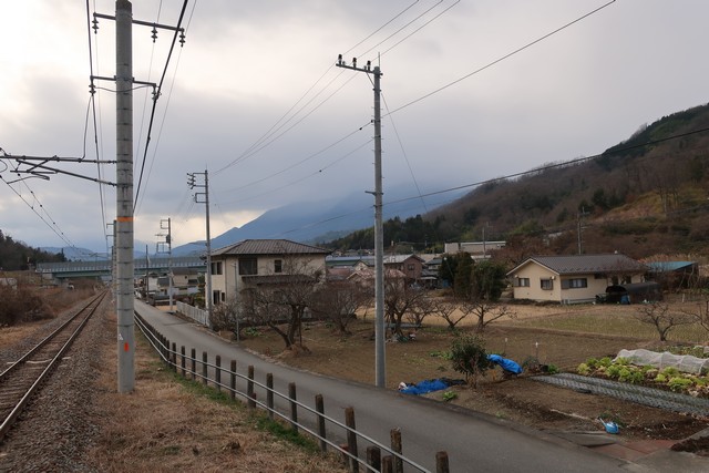 落居駅 ホーム