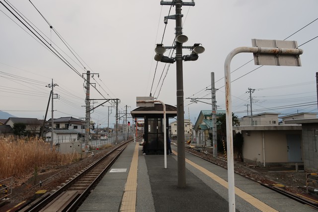 常永駅 ホーム