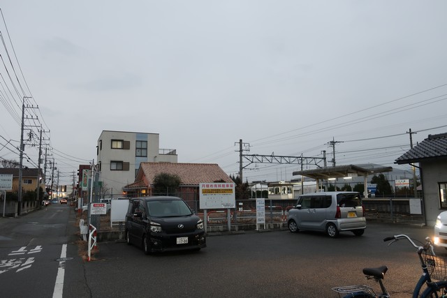 国母駅 駅前