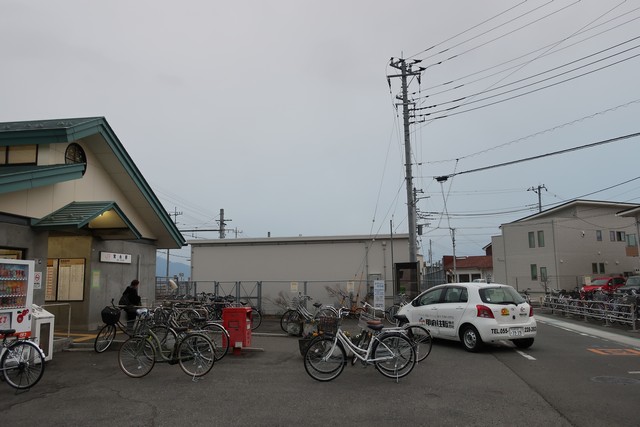 常永駅 駅前