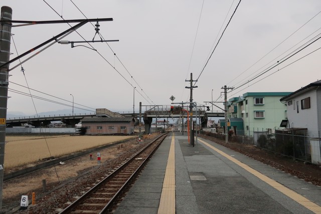 常永駅 ホーム
