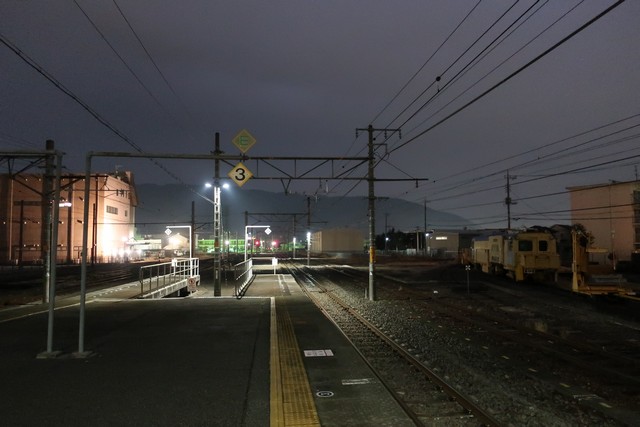 南甲府駅 ホーム