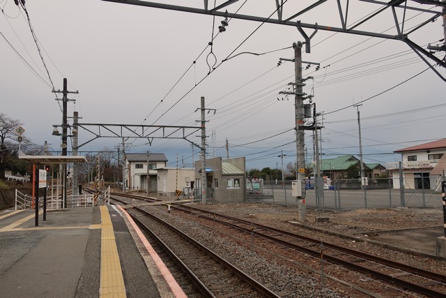 甲斐上野駅 ホーム