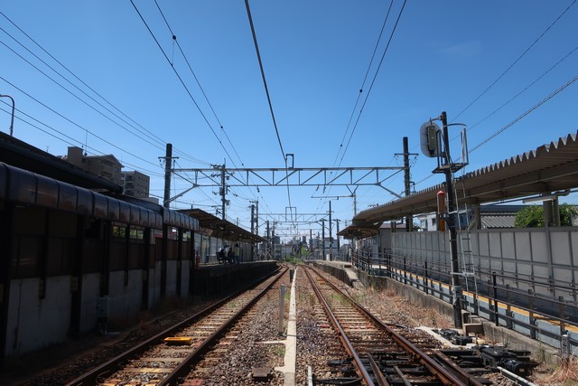 古市橋駅 ホーム