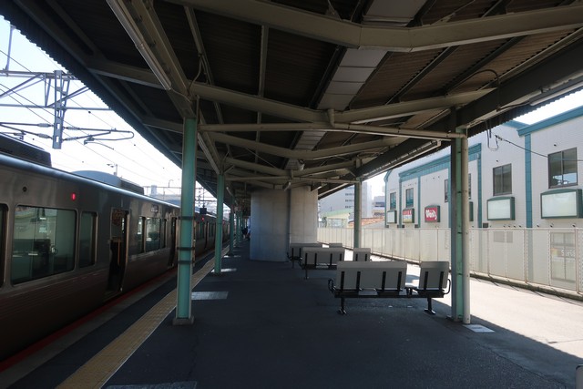 横川駅 ホーム