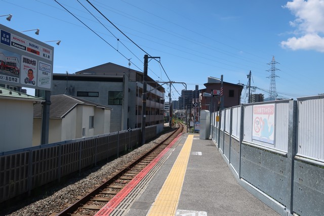 大町駅 ホーム